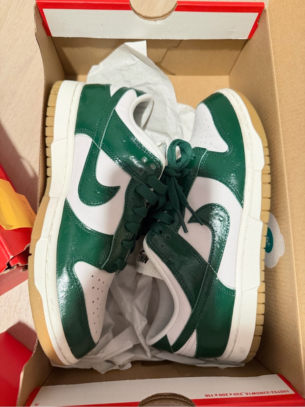 NIKE dunks-